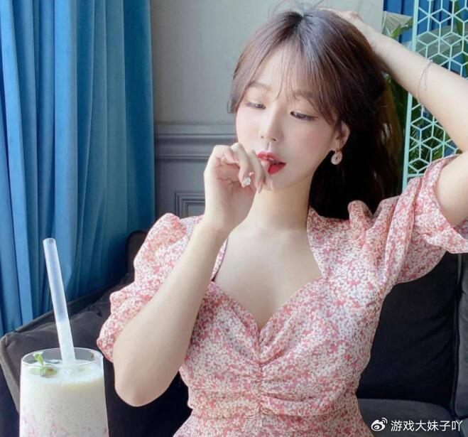 女主播不雅视频被曝光,直播间榜一大哥暴怒,白刷了那么多礼物|女主播