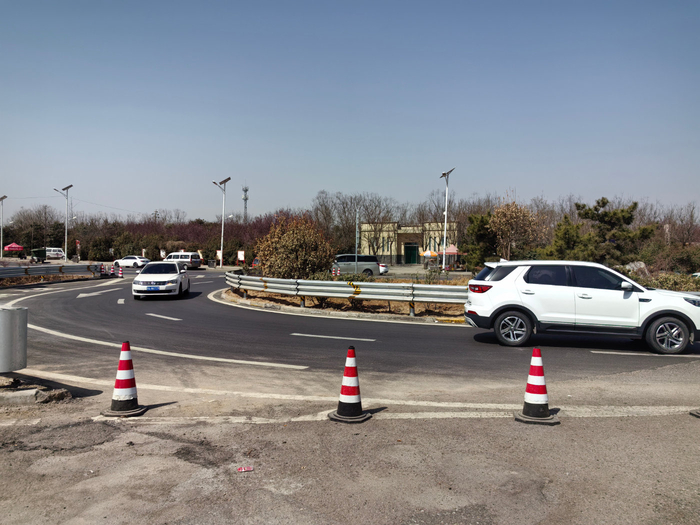 郑栾高速新郑西站"焕然一新" 解决"通行难"|新郑|通行|西站_新浪新闻