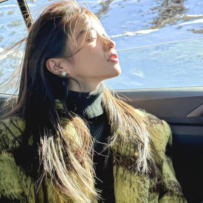 wechat自由感女生头像