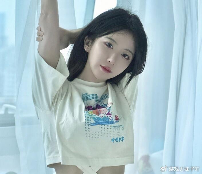 呆妹儿彻底急了直言公会不赔钱就闹事去公司总部直播讨薪