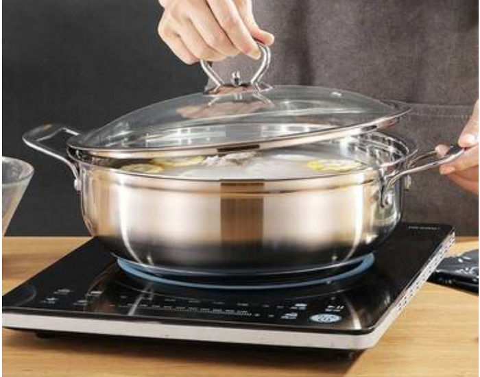 "跌下神坛"的电磁炉,为何被许多人嫌弃?被时代淘汰谁都躲不过|电磁炉|