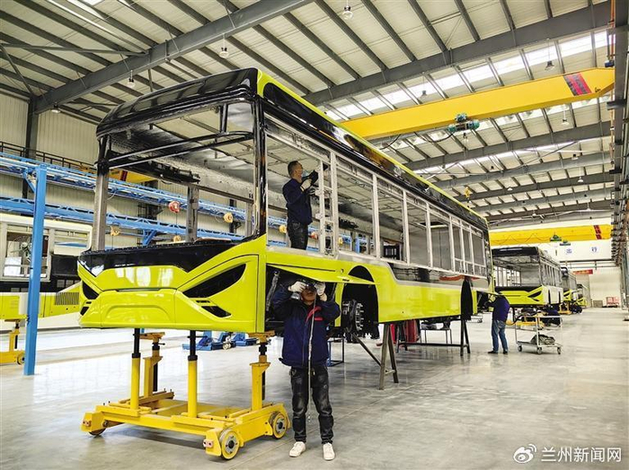 甘肃"汽车老兵"打开欧洲市场