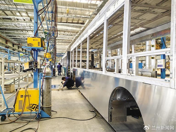 甘肃"汽车老兵"打开欧洲市场