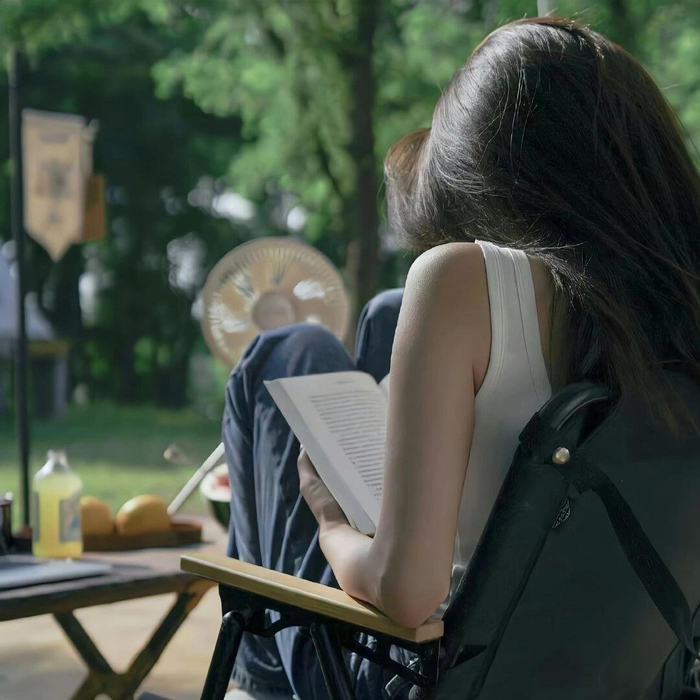 wechat自由感女生头像