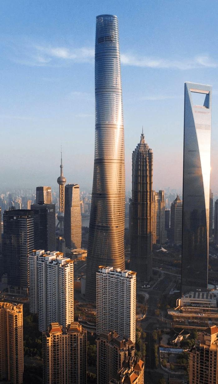 上海中心大厦 632米 目前中国第一高楼