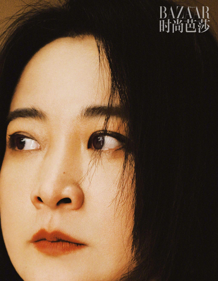 贾玲x时尚芭莎三月刊写真钟灵