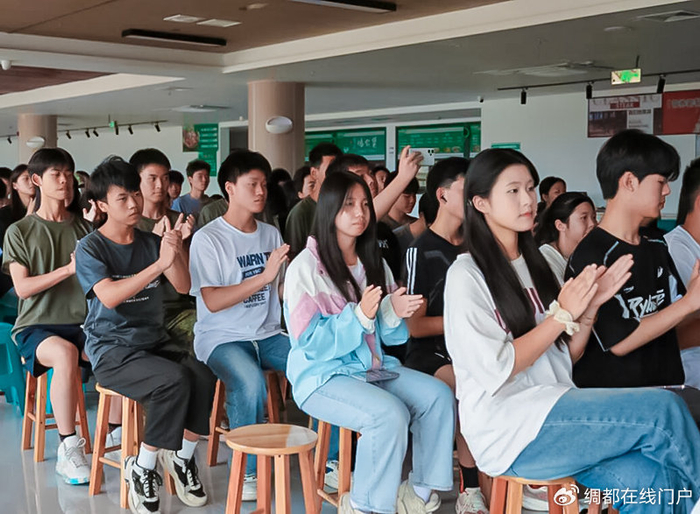 南充交通技工学校:青春之声 激扬时代