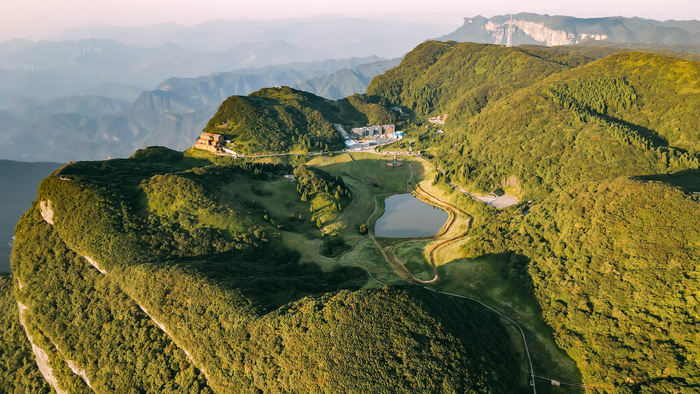 重庆避暑，入梦南川，游世遗美景金佛山