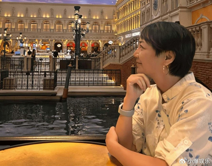 香港女星婚姻突发变故！与丈夫深陷婚变后面容苍老，无奈避债远赴美国|杨婉仪|港姐|刑事侦缉档案3|儿子|女儿_新浪娱乐_新浪新闻