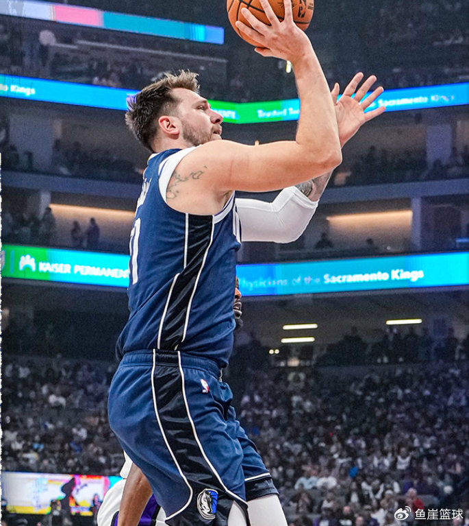 逆转东契奇2612欧文力挽狂澜浓眉克星难辞其咎太阳收大礼