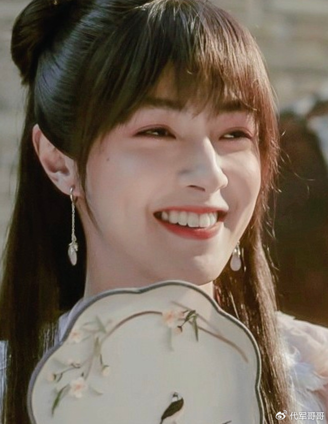 盘点"男扮女装"最经典的10位明星,你最喜欢谁?