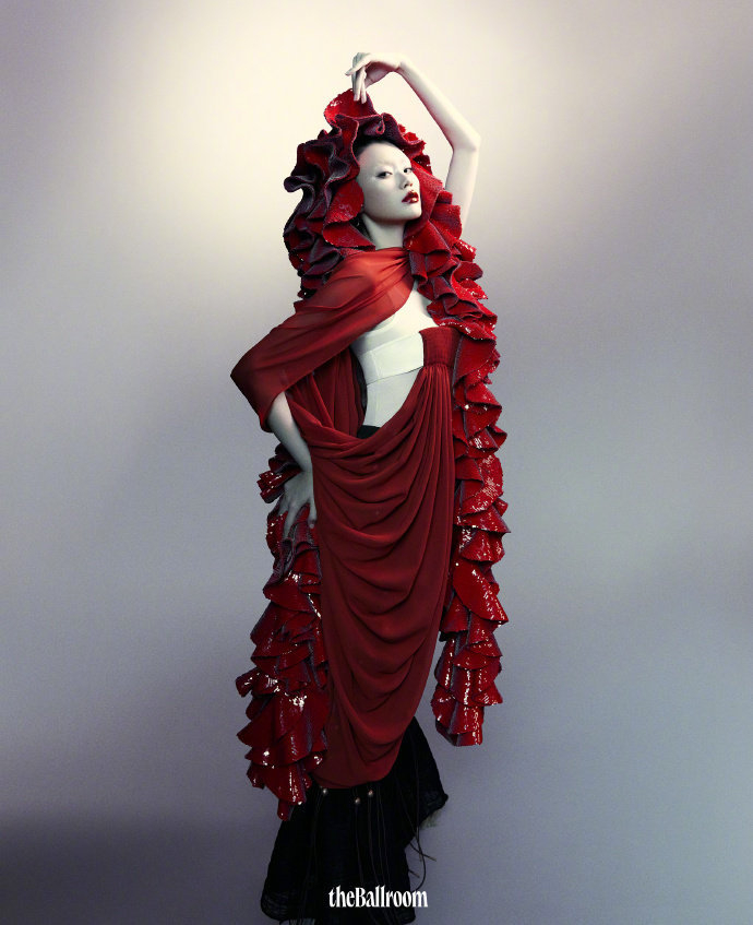 ming奚梦瑶theballroom12月刊