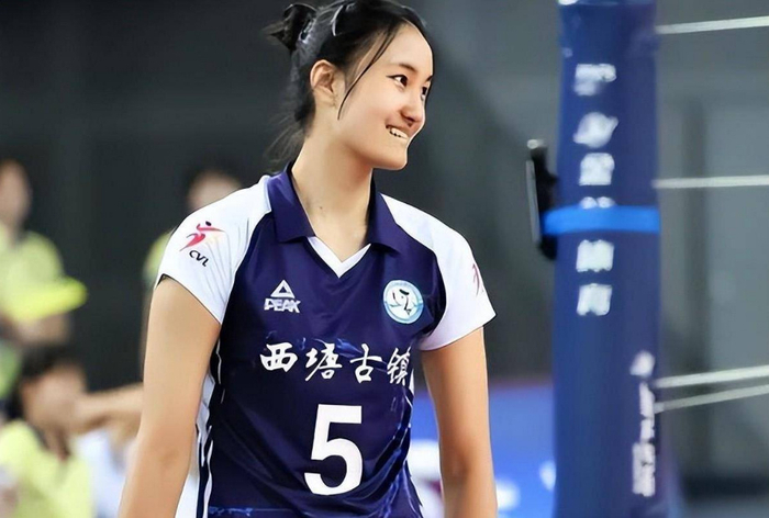 17岁重炮入围,蔡斌剑指亚运金牌|蔡斌|丁霞|中国女排_新浪新闻