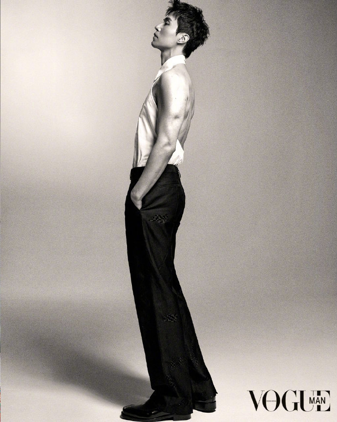 李栋旭 vogue man hk 四月刊封面人物