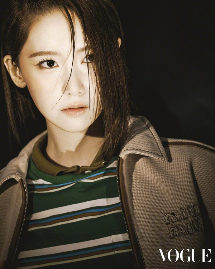 林允儿voguehk港版二月刊封面人物