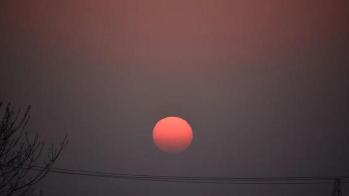 每日好诗｜耿兵：暮色四合，我们不再虚拟一场雨水