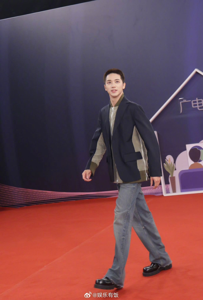 正式官宣2024网络视听盛典,据悉此次将饰演航天员一角