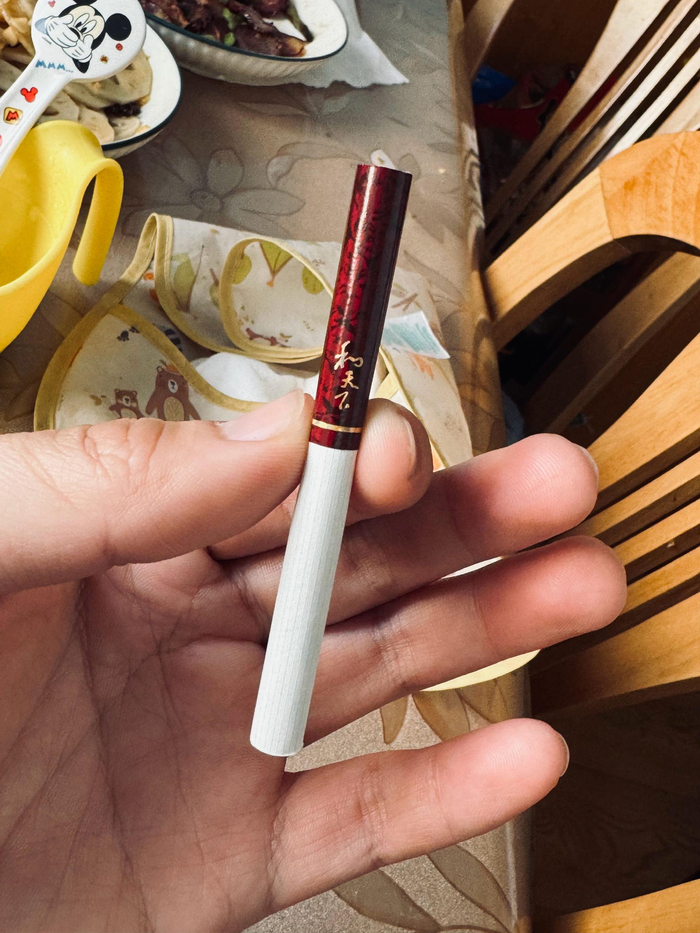 这个烟很好吗兄弟们怎么那么短我不抽烟不懂啊