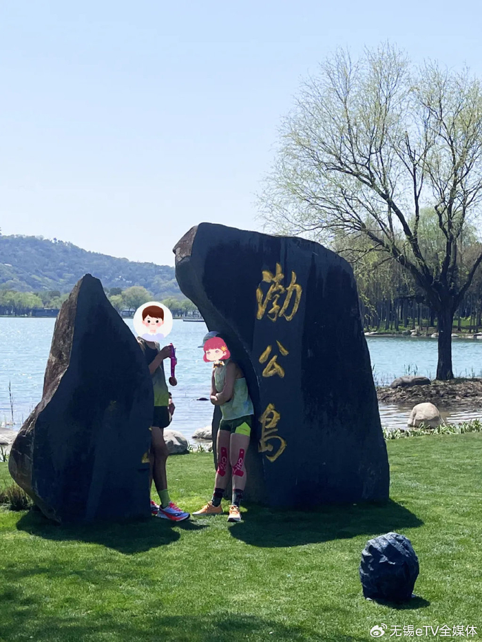 市民们对外开放了渤公岛生态园终于正式在万众期待下今天渤公岛大石头