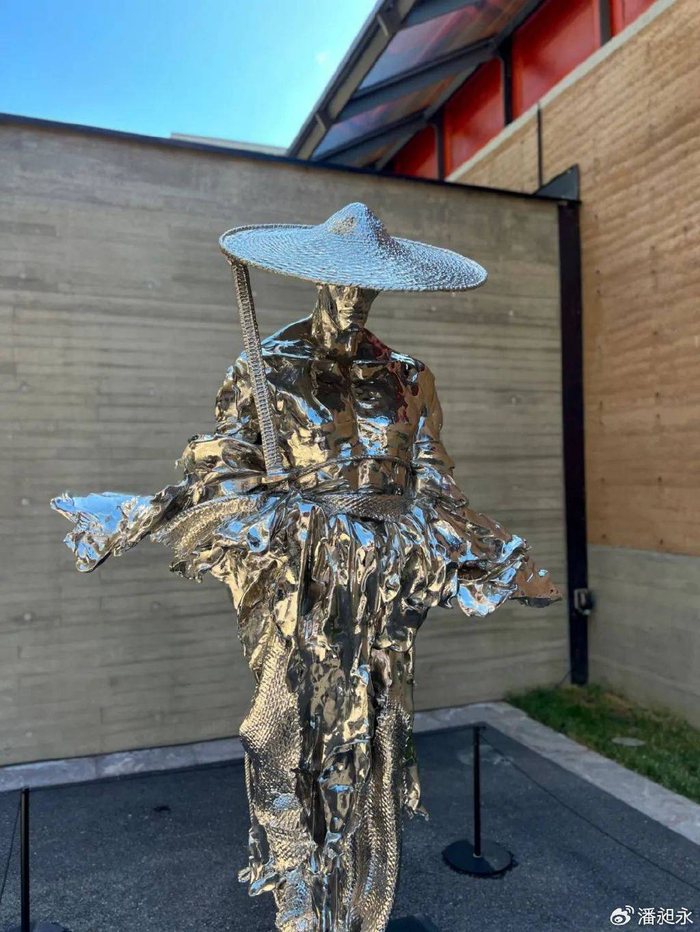 雁柏山庄是一座集古典韵味与现代奢华于一体的精品主题博物馆酒店.