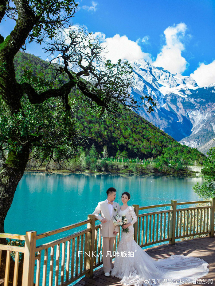 人间仙境蓝月谷婚纱照美翻了|蓝月谷|婚纱照|丽江_新浪新闻
