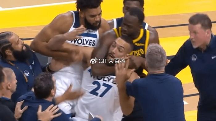 你認為追夢格林打球髒嗎掌摑太陽隊努爾基奇被nba無限期停賽