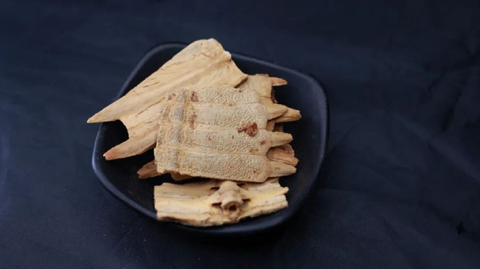 对于鳖甲煎丸,之所以用了23味主药,究其原因还是因为疾病的复杂程度