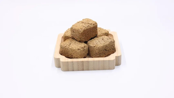 对于枳实消痞丸的方源,虽然是来自金元四大家之一的李东垣,但是详细