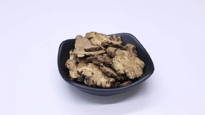 治疗风寒头痛最经典的药方,就是《太平惠民和剂局方》中的川芎茶调散