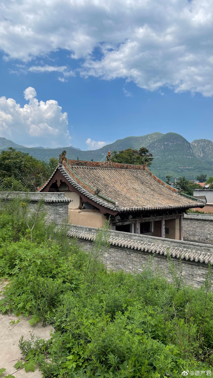 河北邯郸涉县常乐村龙王庙太行山下的元代建筑