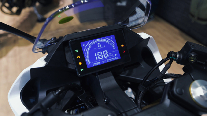 春风250sr-fun上市,售价15980元,标配tcs!