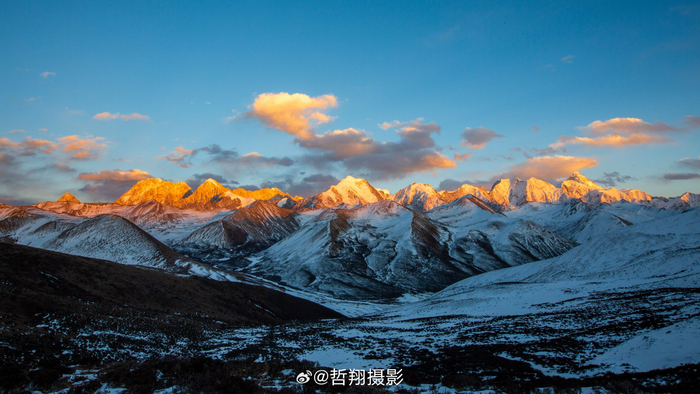 那些年我们一起拍过的日照金山微博摄影