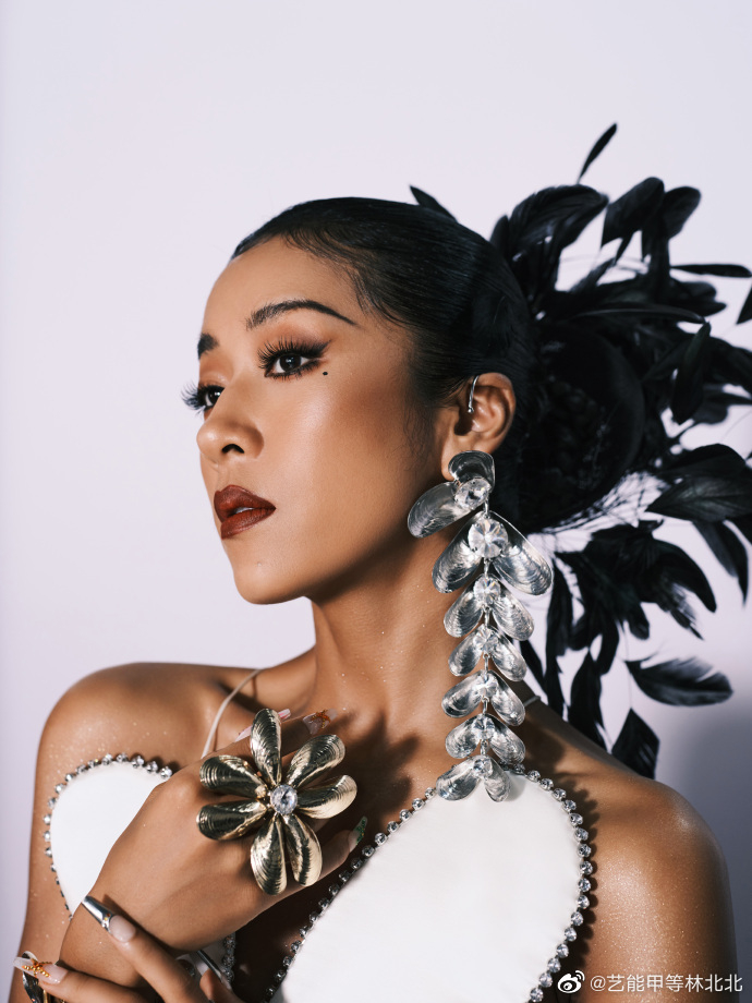 吉克隽逸《天赐的声音》最新造型来喽!