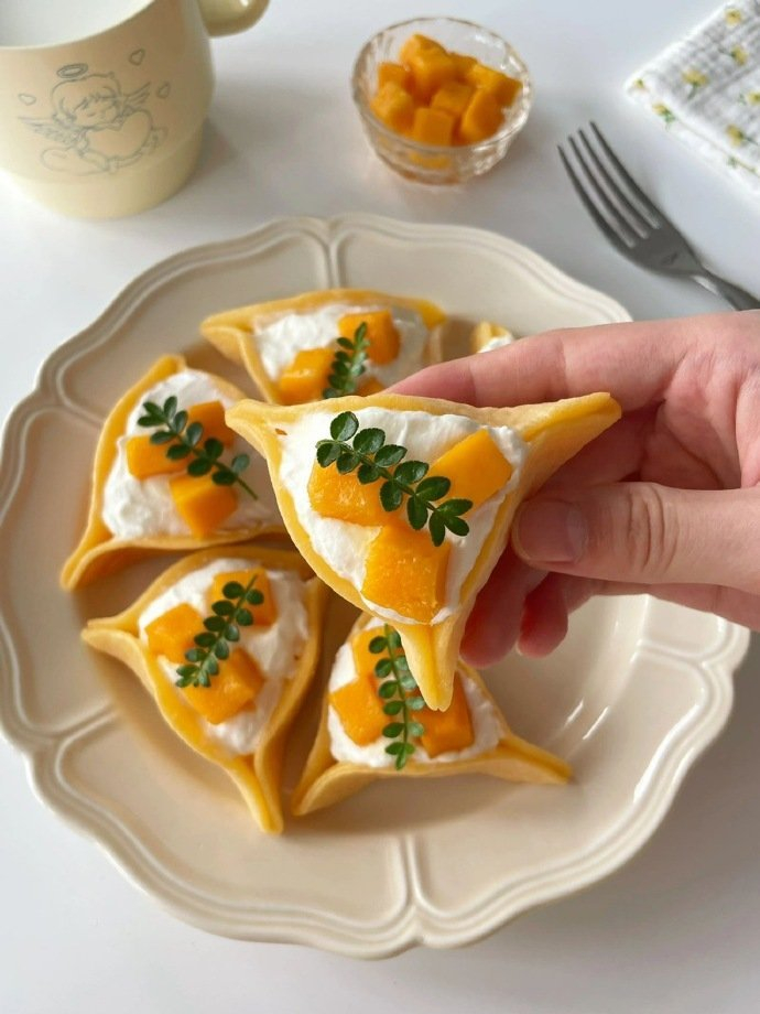 芒果奶油松饼08治愈又美味07分享一道简单可爱的小甜品