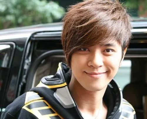 黄子韬过气?|张真源|范丞丞|辛芷蕾_新浪新闻