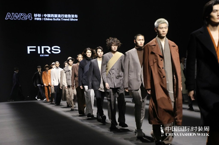 「杉杉|中国西服流行趋势发布」于北京751d·park 79罐震撼发布.