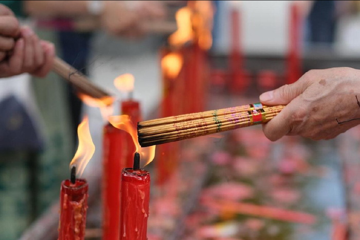 烧香时,为什么选在"初一"和"十五"?有啥讲究吗?来涨知识了