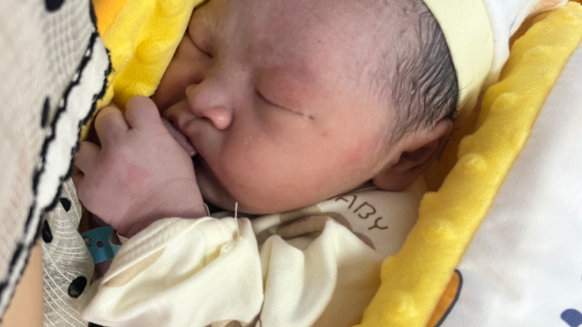 婆婆帮忙带娃，有3个好处和3个坏处，早知道越好