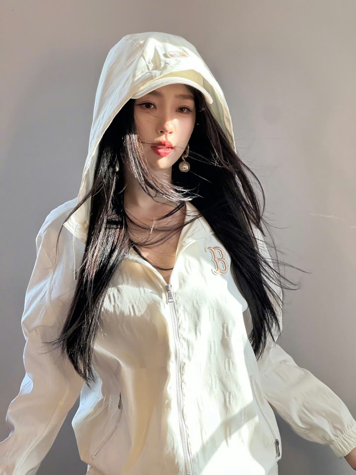 虞书欣 yyds 虽然说是广告图但也好好看呀!__财经头条