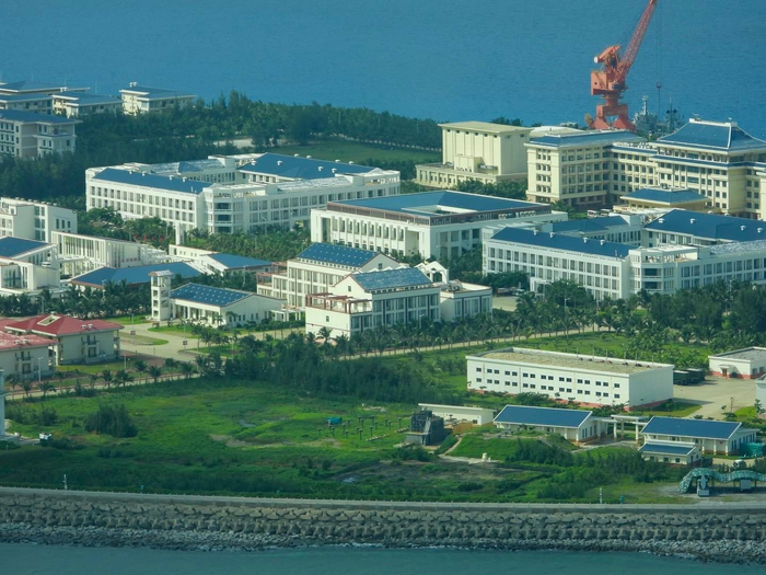 菲律宾飞机低空抵近航拍渚碧礁