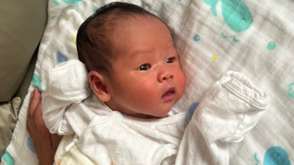 宝宝吐奶影响有多大？呛咳、感染、窒息，爸妈要做好功课