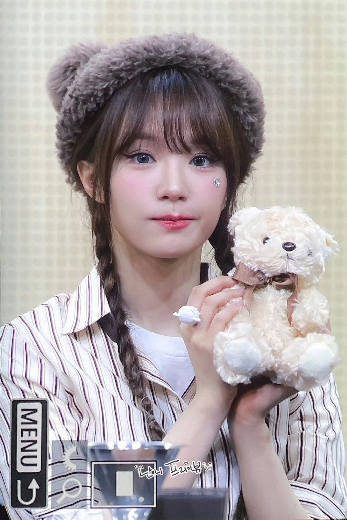 权娜妍nana小熊宝宝俏皮可爱了真是让人dokidoki呀