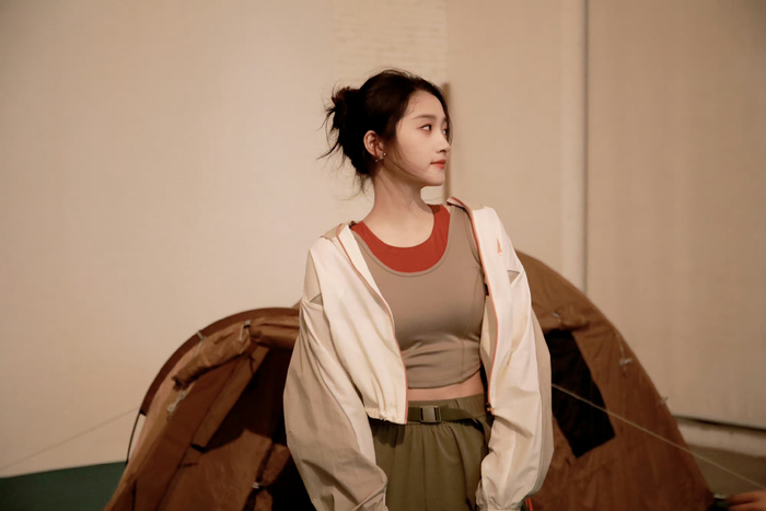 关晓彤这个鸡毛丸子头怎么扎的急需教程