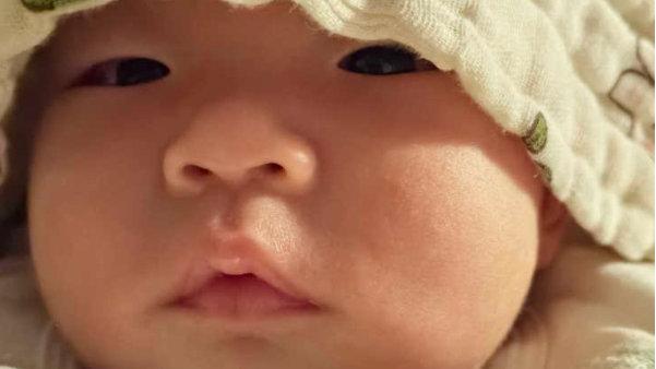 宝宝“多抱”和“少抱”，差异也很大，妈妈不要再坑宝宝了