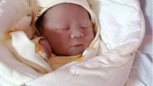 婴儿乳名有多重要？虽然是小名，却影响娃的一生
