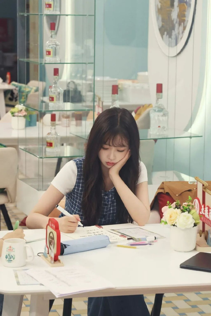 星盘分析|《中餐厅8》虞书欣——法国秀场