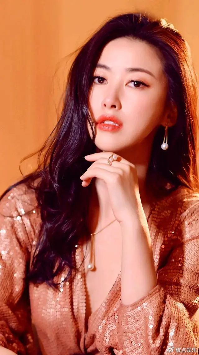 京圈公主朱珠一出生便是公主命甩掉法拉利总裁却嫁给老赖