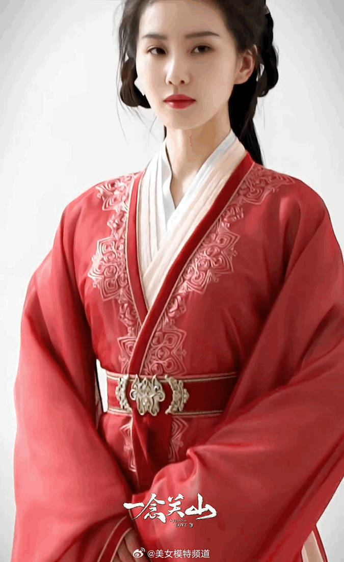 刘诗诗一袭红衣国色天姿衣袖飘飘宛若天仙好妩媚