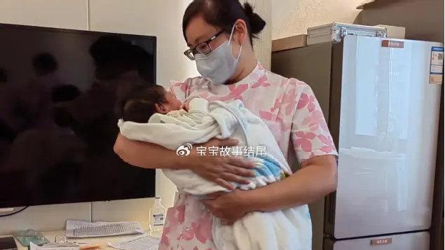 请了月嫂，有5个误区要读懂，自己吃亏不说，宝宝也受连累