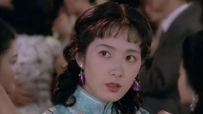 龚雪,当红之时被谣言所困,与张铁林分手后奔赴美国,却遇到挚爱